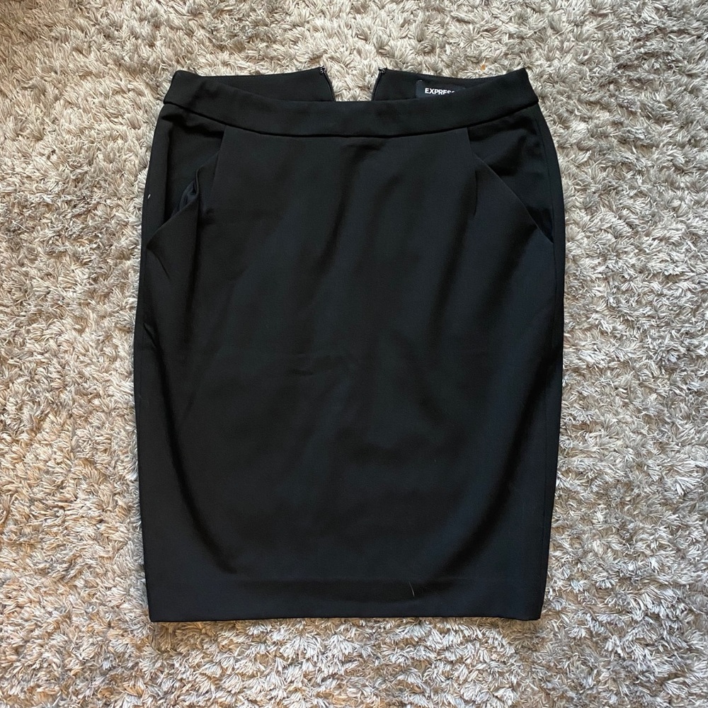 Express Black pencil skirt with pockets but